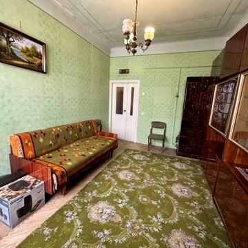 Продаж квартири вул,Промислова 43.2кв. м.