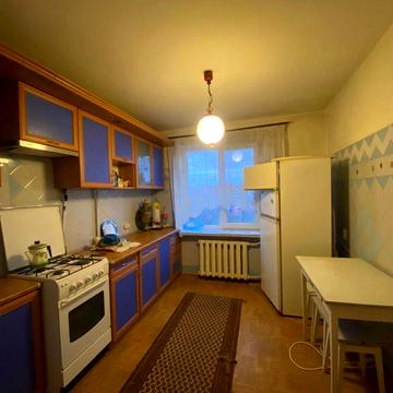 Здається трикімнатна квартира у центрі