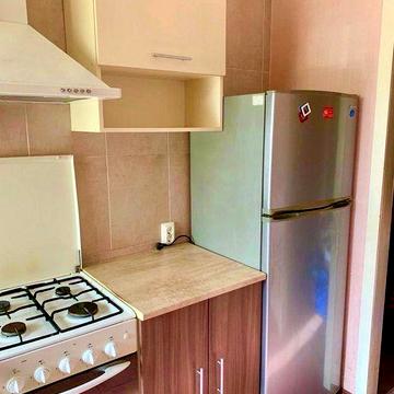 Власник.Продам велику квартиру -М»Печерська»