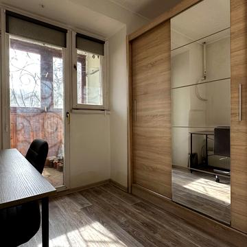 Прогресивна вул., 10