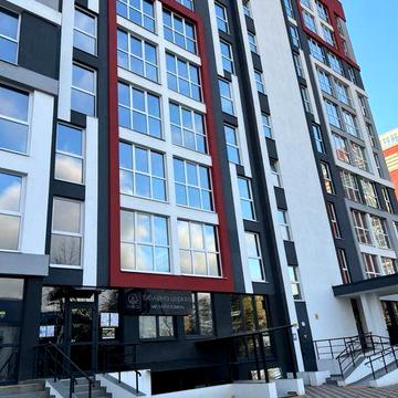 Простора 1к квартира в ЖК Гостомель Сіті