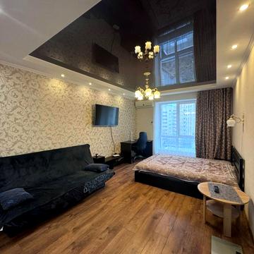 Левка Лукяненка вул. (Василя Жуковського), 16, 18, 20, 24