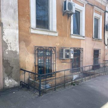 Утьосова вул., 7