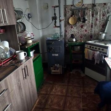 Продам будинок .