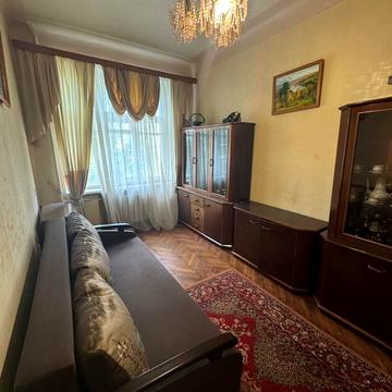 Гіршмана вул., 19