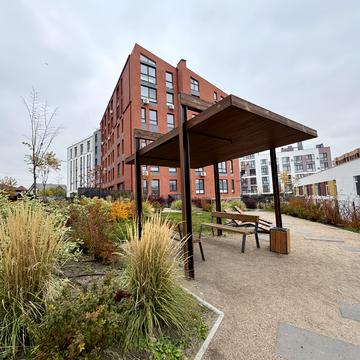 Промислова вул., 1-К