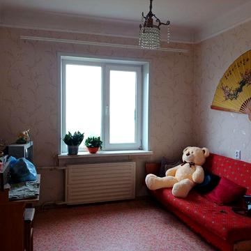 Сдам квартиру три кімнатну