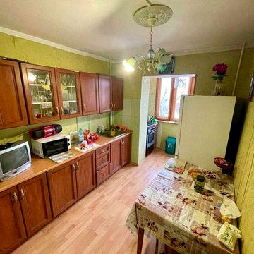 Квартира в класному стані, заходи і живи, Дмитра Павличка 3