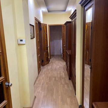 Сдам 2х комнатну в центрі