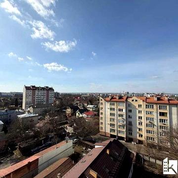 Видова квартира з ремонтом в центрі міста ЖК привокзальний