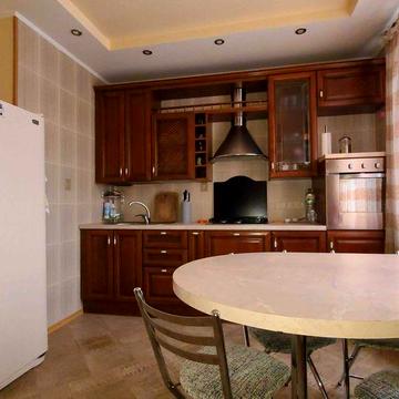 Центр, р-н парку Перемоги, 4 кімнати, 125 м2 за 33000 + ком посл