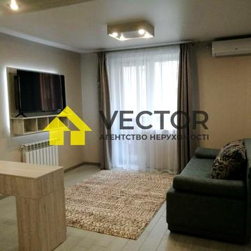 Боровіковського бульв., 2/2