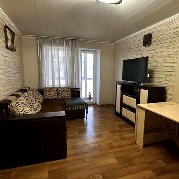 Довгострокова оренда 1к Квартира Високовольтна вулиця