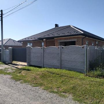 Будинок з Гаражем