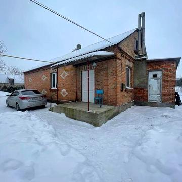 Продам будинок. Рованці. 12 сот землі. Є газ,світло,вода.15хвдоцентру