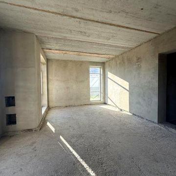 Таунхаус с. Вовчинці, готовий до ремонту