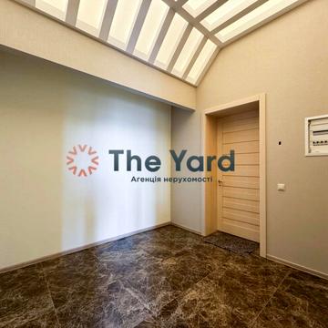 Круглоуніверситетська вул., 14