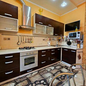 Довгострокова оренда 2к Квартира Нескорених (Героїв Праці) вулиця