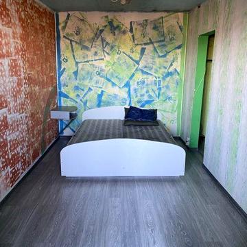 Сдам 2-х комнатную квартиру в центре Павлограда (район 1 школы)