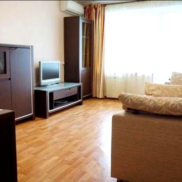 Кловська .Здам 2-квартмру на Печерському спуску 10