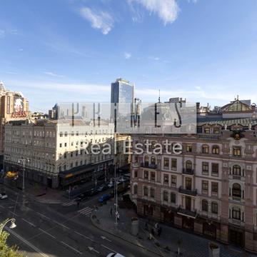 Велика Васильківська вул. (Червоноармійська), 14