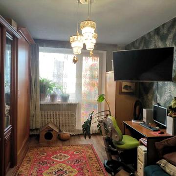 Продам 2 кв . Вул. Олімпійська ,м .Палац Спорту