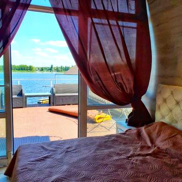 Продажа 2х будинку. Свій причал с вихідом на Дніпро