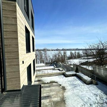 3 кімнатна квартира з виглядом на озеро ЖК «Каскад»