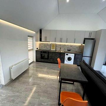 Оренда двокімнатної квартири , вул.Тунельна 112