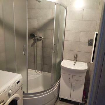 Продаж 2-х кімнатної квартири по вулиці Домбровського