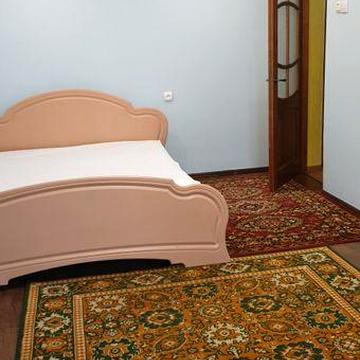 Здається в оренду 2 кімнатна квартира