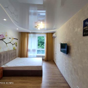 Академіка Шалімова вул., 63-А