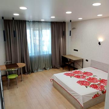 Академіка Павлова вул., 158