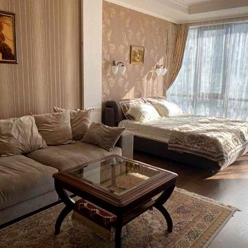 Оренда просторої квартири в ЖК RiverStone, Дніпровська наб. 14А