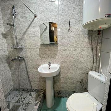 Здам затишний будинок з великою кухнею ,світло є завжди