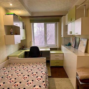 Продам квартиру для большой семьи . Пр-т Аношкина TotokM