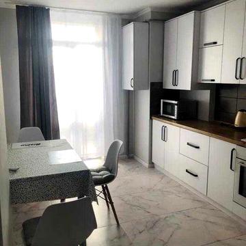 Продаж 1-кімнатної квартири | вул. Тракт Глинянський | Новобудова