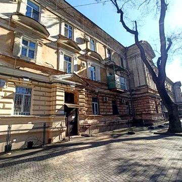 Продам 2-кімнатну квартиру з АГВ у «доміПавлових» Італійський бульвар