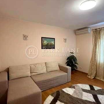 Продаж 2к квартири з ремонтом Хорива Контрактова Площа