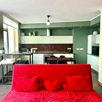 Здається простора сучасна квартира 108кв.м на Р.Окіпноі, Лівобережна.