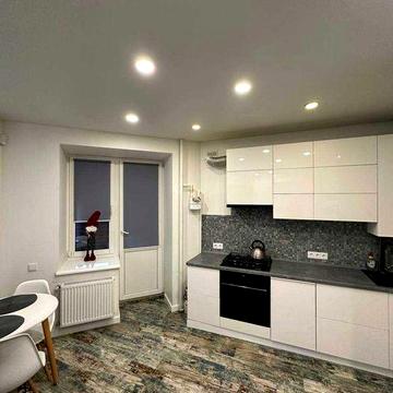 Квартира з дорогим якісним ремонтом! Центральний парк! Без комісії!