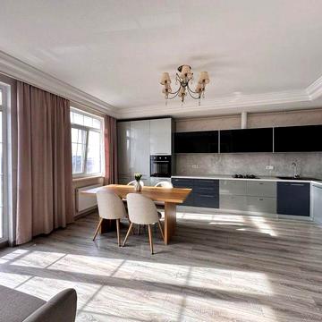 Оренда стильної 2-кімнатної квартири в ЖК Британія Hall
Пропонуєт