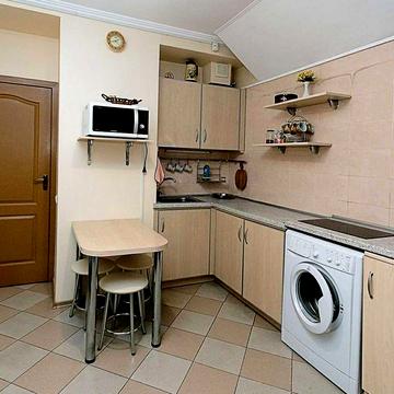 Здається в оренду простора двокімнатна кв. в самому серці Одеса!