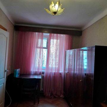 Продам 2 комнатную кв. в Аркадии на ул. Генуэзской.