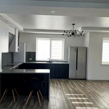 Продаж сучасного будинку у Почаєві