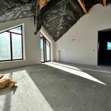 Будинок з частковим ремонтом! Гараж. 8 соток. Без комісії