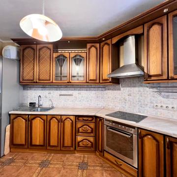 Кубанської України вул. (Маршала Жукова), 31-А