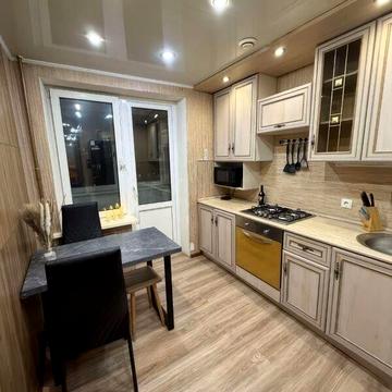 Довгострокова оренда 2к Квартира Наукова вулиця