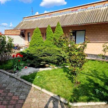 Довгострокова оренда будинка