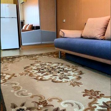 Продам 1кімн 22м2 гостинка 101-й мікрорайон  (Епіцентр)